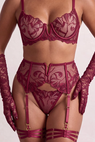 Ensemble lingerie quatre pièces avec tours de cuisse et gants - FLAME Bordeaux
